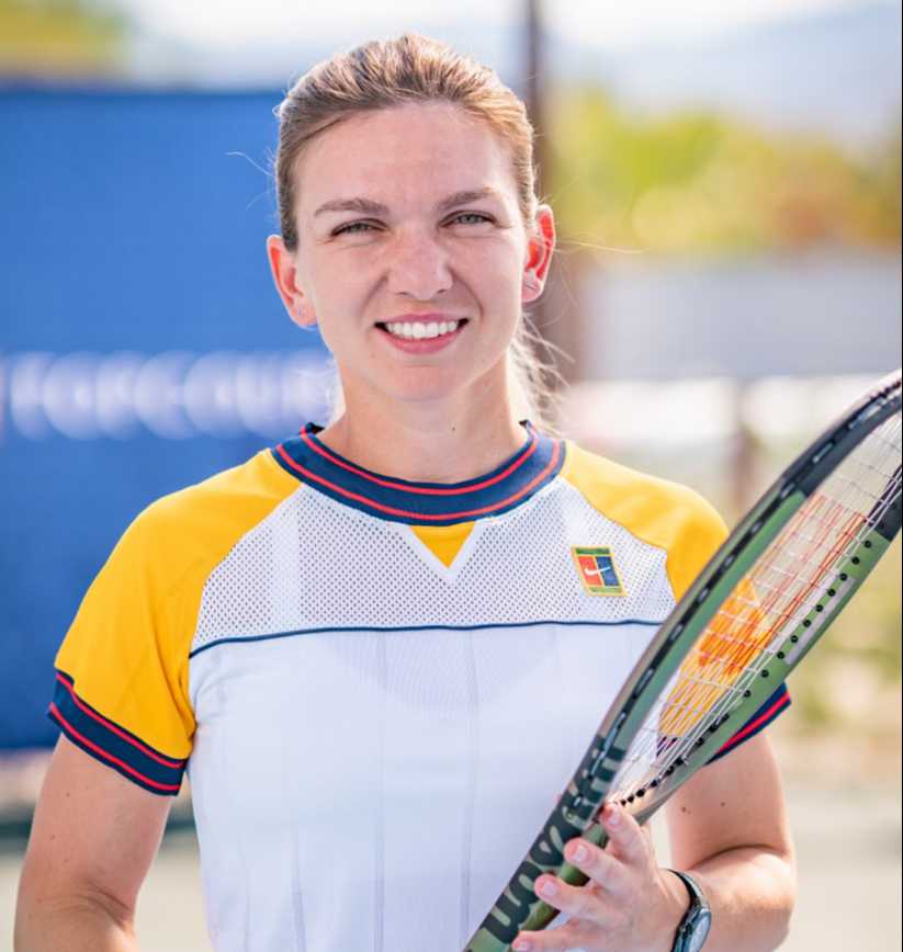 Simona Halep-TopCourt